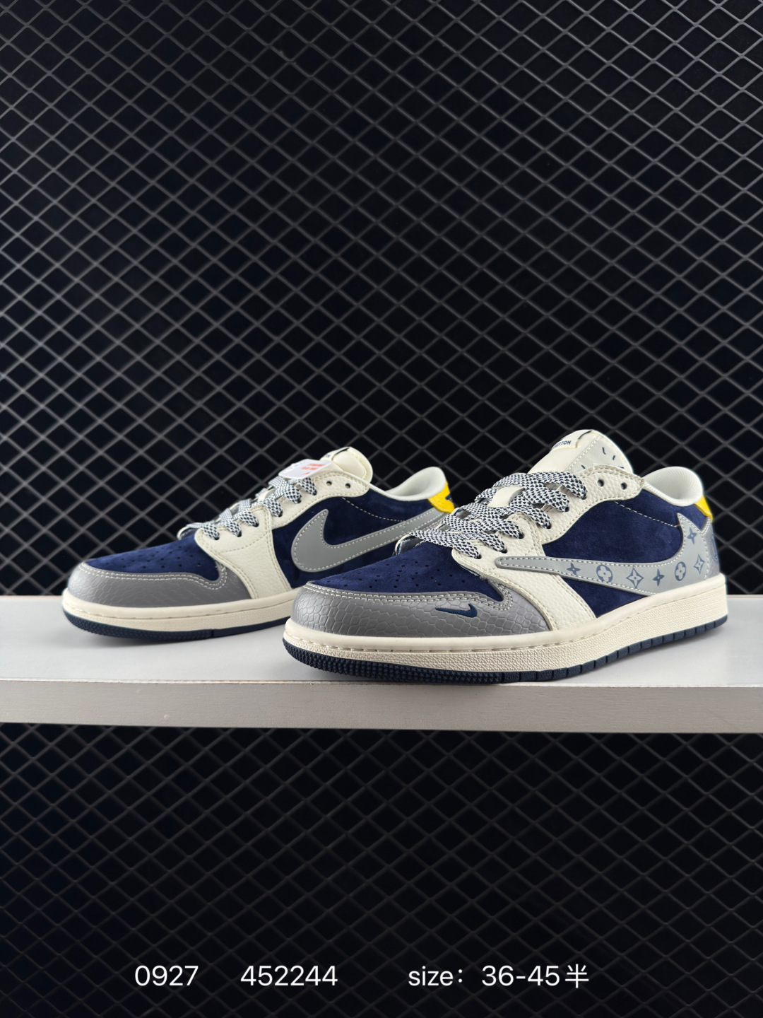 Travis Scott x Air Jordan 1 Low